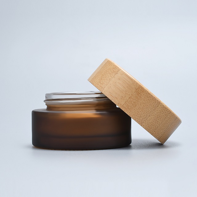 Sıcak satış kozmetik y&uuml;z kremi kabı 5ml 15ml 30ml 50ml 100ml amber buzlu cam kavanoz bambu ahşap kapaklı