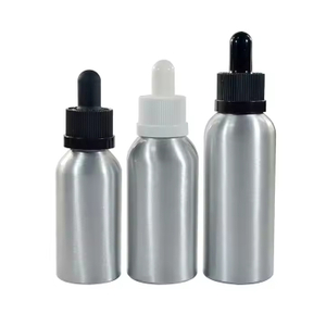 Botella de aluminio con tapa a prueba de niños