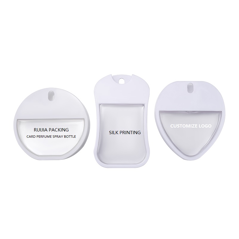 Plastic creditcard parfum spuitfles
